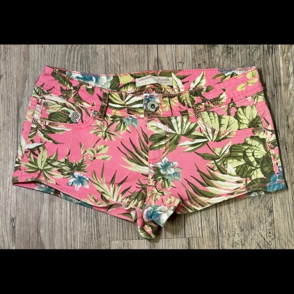 Nobo neon pink Jean shorts size 7 - Picture 1 of 6